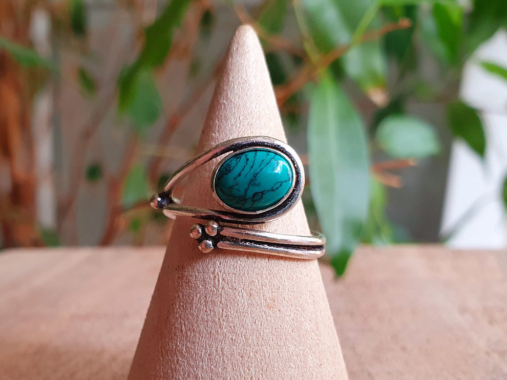 Ethnic style Silver & Turquoise Ring / Adjustable / Boho / Bohemian / Psy / Rustic / Tribal / Gypsy / Festival / Healing / Festival