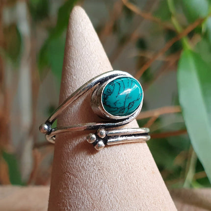 Ethnic style Silver & Turquoise Ring / Adjustable / Boho / Bohemian / Psy / Rustic / Tribal / Gypsy / Festival / Healing / Festival