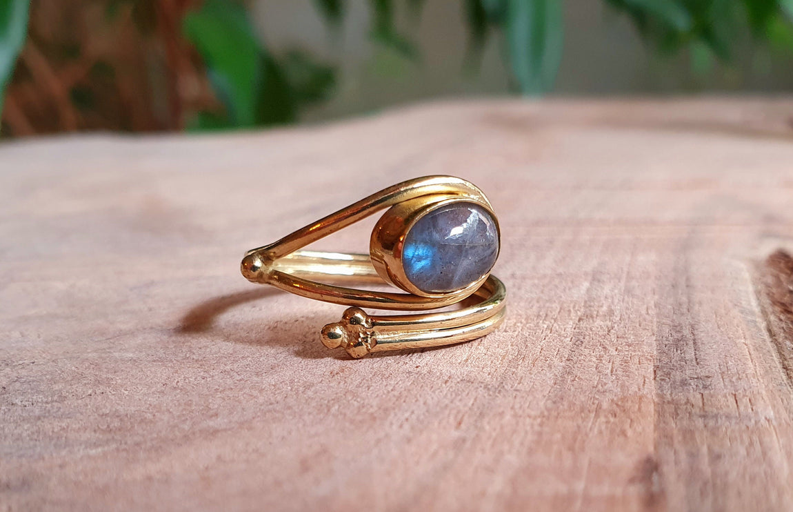 Adjustable Labradorite Ring Ethnic style Brass / Boho / Bohemian / Psy / Rustic / Tribal / Gypsy / Festival / Healing / Festival