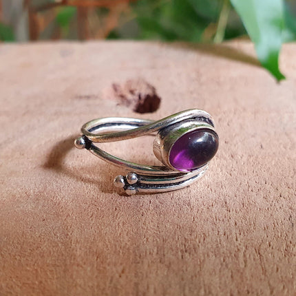 Ethnic style Silver & Amethyst Ring / Adjustable / Boho / Bohemian / Psy / Rustic / Tribal / Gypsy / Festival / Healing / Festival