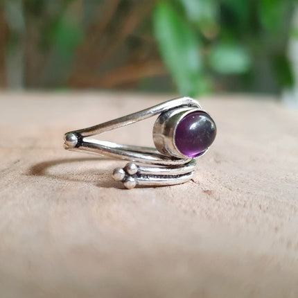 Ethnic style Silver & Amethyst Ring / Adjustable / Boho / Bohemian / Psy / Rustic / Tribal / Gypsy / Festival / Healing / Festival