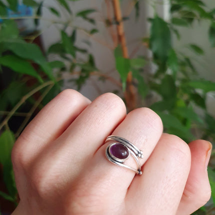 Ethnic style Silver & Amethyst Ring / Adjustable / Boho / Bohemian / Psy / Rustic / Tribal / Gypsy / Festival / Healing / Festival