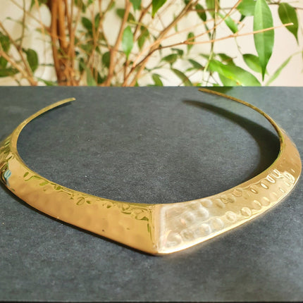 Hammered Choker Brass Necklace / Rustic / Gypsy / Lightweight / Boho / Tribal / Hippie / Rustic / Vegan /