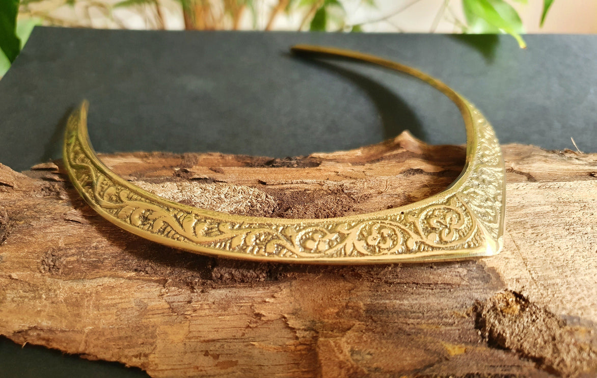 Ethnic Choker Brass Necklace / Rustic / Gypsy / Lightweight / Boho / Tribal / Hippie / Rustic / Vegan / Aztec