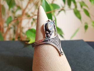 Boho Labradorite Silver Ring / Pretty / Large / Ethnic / Rustic / Festival / Tribal / Blue / Hippie / Gypsy / Psy / Stone / Healing