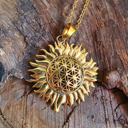 Gold Sun Mandala Necklace / Hypoallergenic / Brass / Boho / Hippie / Rustic / Ethnic / Hypoallergenic / Third Eye / Illuminati