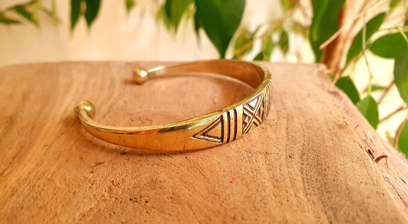 Aztec Brass Bracelet / Tuareg Jewelry / Cuff / Unisex / Boho / Ethnic / Costume / Bohemian / Medieval / Gypsy / Geometric /