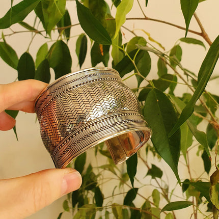 Textured Silver Cuff Bracelet / Tribal / Hammered / Boho / Ethnic / Rustic / Bohemian / Hippie / Gypsy / Mens jewelery / Cosplay / Unisex /