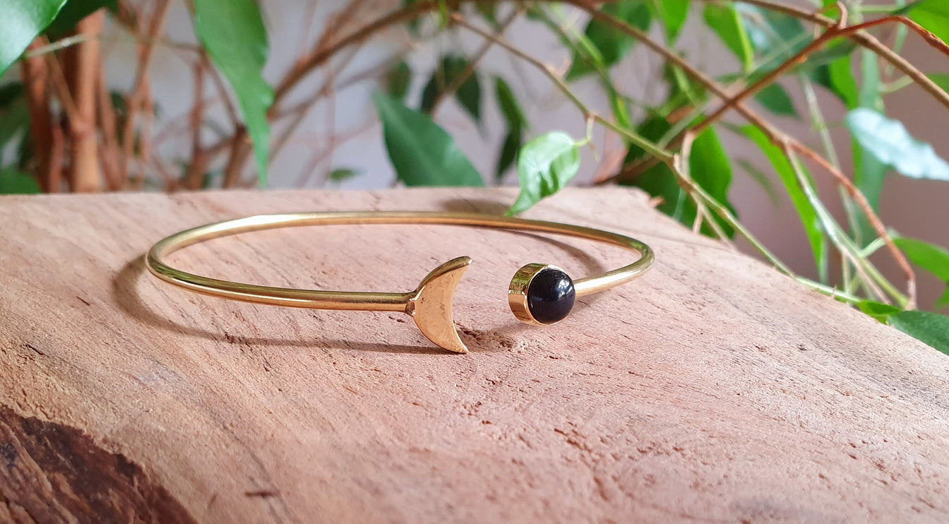 Gold Moon Bracelet / Black Onyx / Brass / Bangle / Galaxy / Solar System / Planets / Boho / Adjustable / Hippie / Chic / Sun