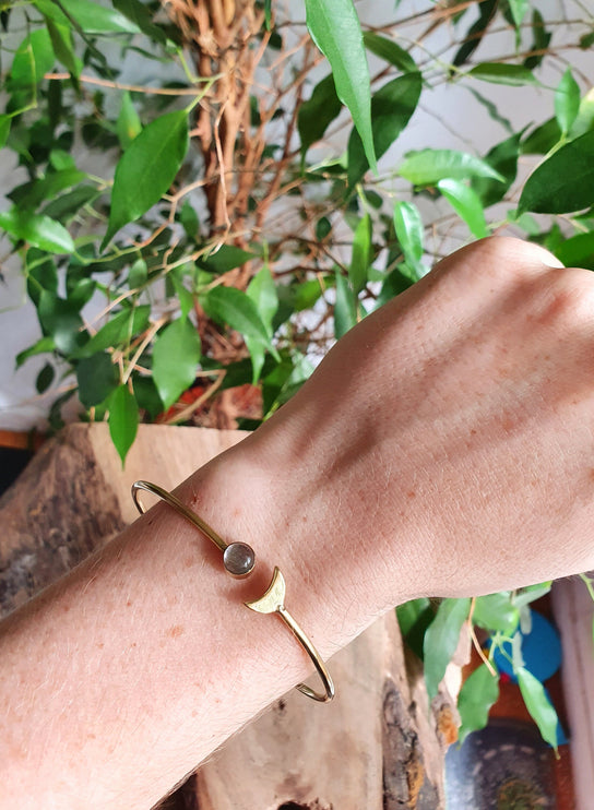 Gold Moon Bracelet / Labradorite / Brass / Bangle / Galaxy / Solar System / Planets / Boho / Adjustable / Hippie / Chic / Sun