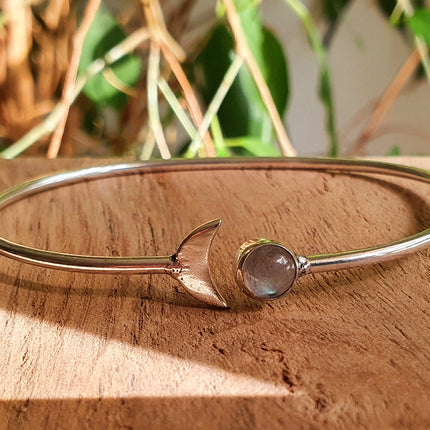 Silver Moon Bracelet / Labradorite / Bangle / Galaxy / Solar System / Planets / Boho / Adjustable / Hippie / Chic / Sun