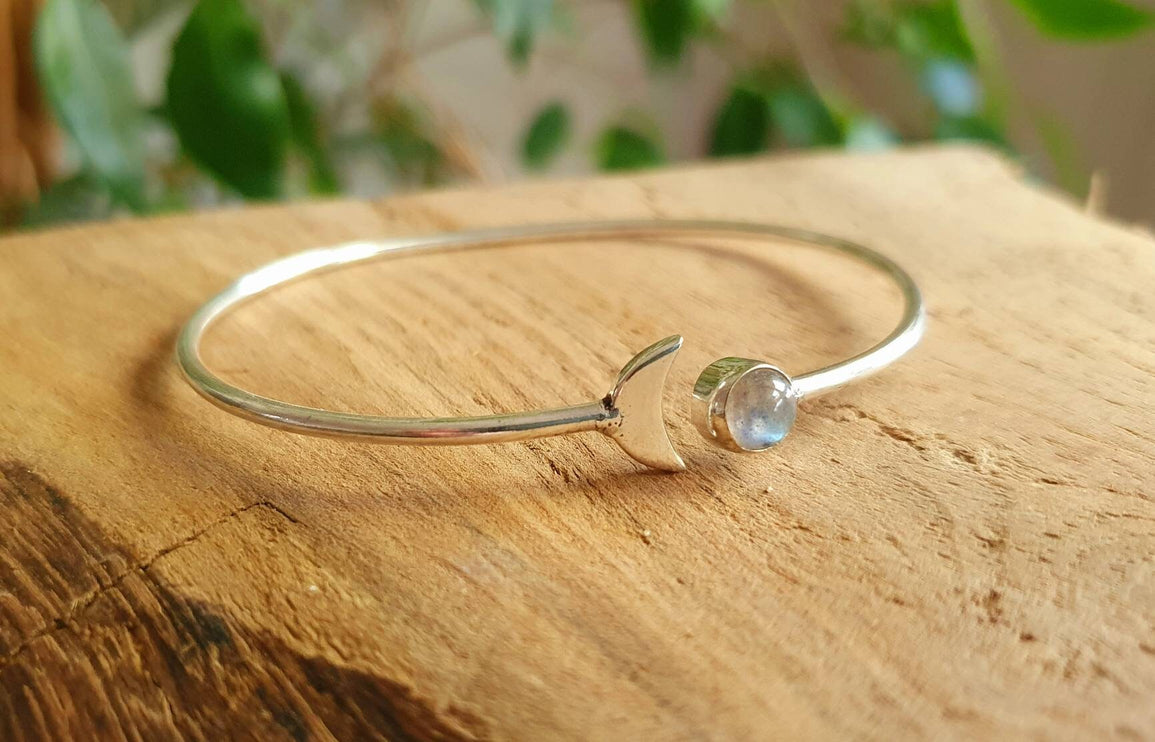 Silver Moon Bracelet / Labradorite / Bangle / Galaxy / Solar System / Planets / Boho / Adjustable / Hippie / Chic / Sun