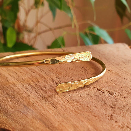 Hammered Golden Bracelet / Bangle / Boho / Ethnic / Rustic / Bohemian / Hippie / Gypsy / Jewellery /