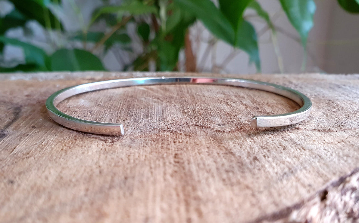 Minimalist Silver Bracelet / Simple / Bangle / Boho / Ethnic / Rustic / Bohemian / Hippie / Gypsy / Jewellery / adjustable