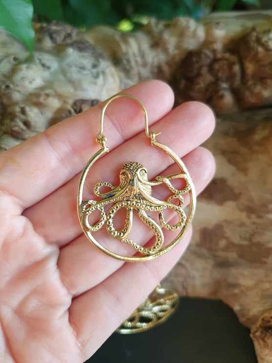 Golden Octopus Earrings / Pirate / Ocean / Nautical / Sailor / Marine / Sea / Sealife / Fish / Animals / Nature