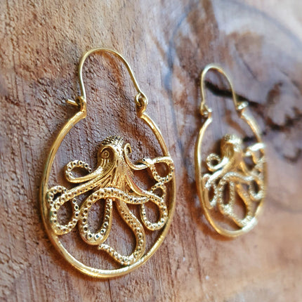 Golden Octopus Earrings / Pirate / Ocean / Nautical / Sailor / Marine / Sea / Sealife / Fish / Animals / Nature