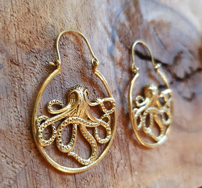 Golden Octopus Earrings / Pirate / Ocean / Nautical / Sailor / Marine / Sea / Sealife / Fish / Animals / Nature