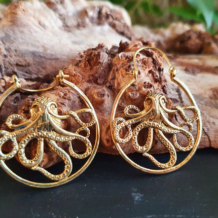 Golden Octopus Earrings / Pirate / Ocean / Nautical / Sailor / Marine / Sea / Sealife / Fish / Animals / Nature