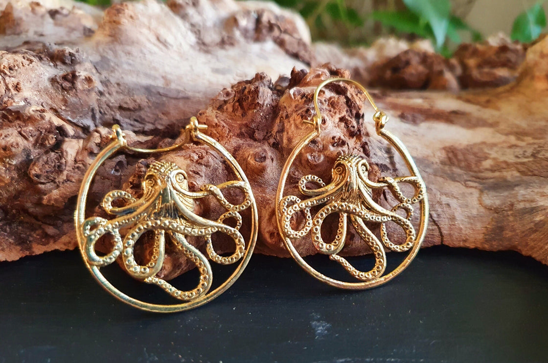 Golden Octopus Earrings / Pirate / Ocean / Nautical / Sailor / Marine / Sea / Sealife / Fish / Animals / Nature