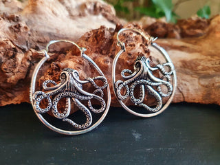 Silver Octopus Earrings / Pirate / Ocean / Tentacle Nautical / Sailor / Marine / Sea / Sealife / Fish / Animals / Nature