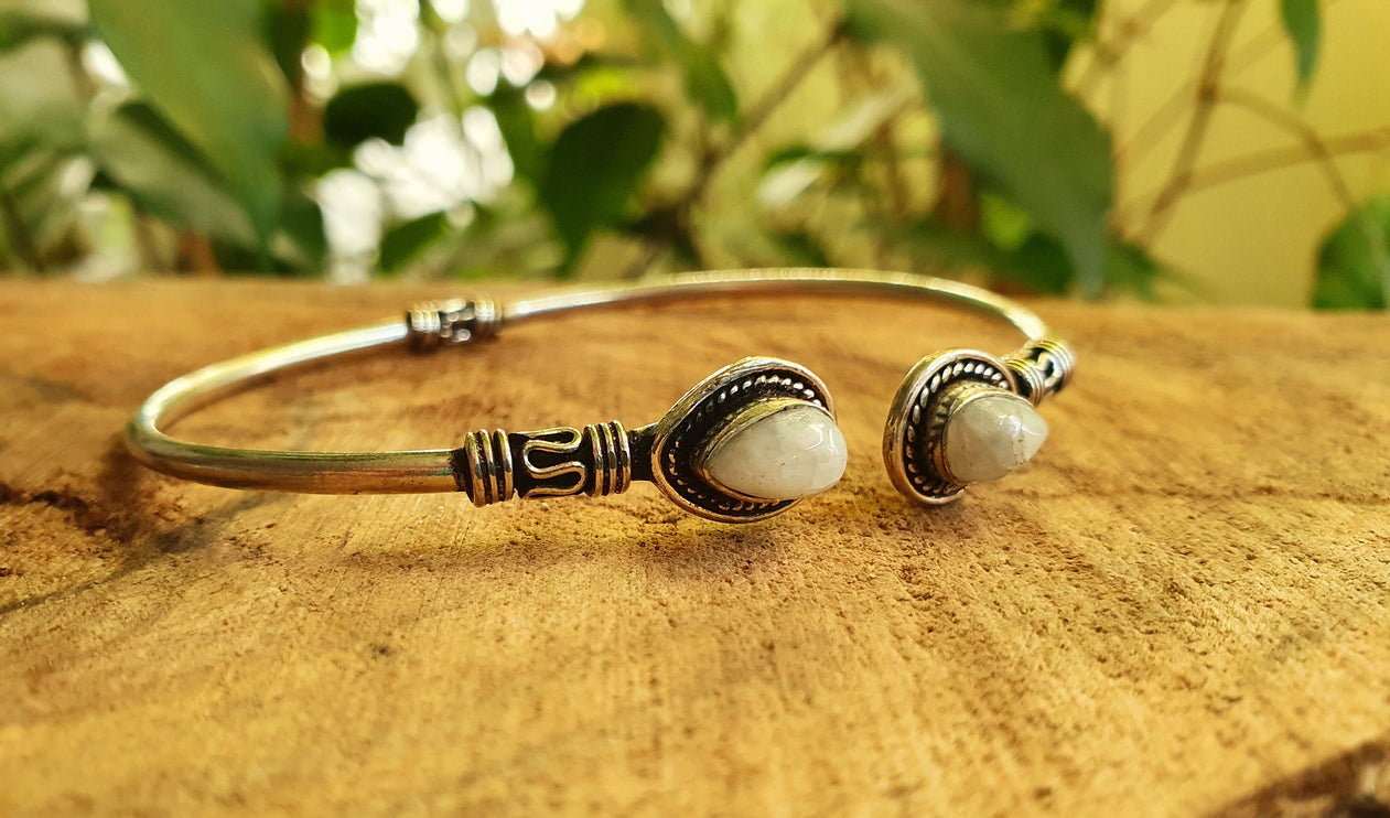 Bali Moonstone Silver Bracelet / Bangle / Ethnic / Rustic / Bohemian / Hippie / Gypsy / Psy / Adjustable / White stone