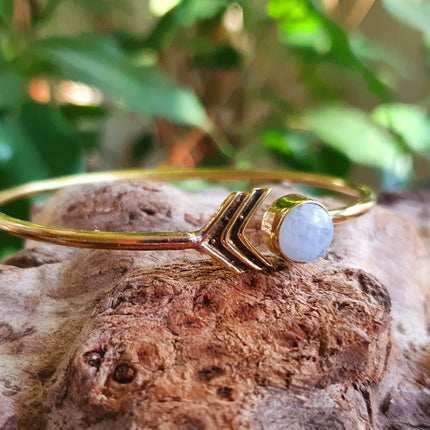 Moonstone Arrow Bracelet / Bangle / Brass / Ethnic / Rustic / Bohemian / Hippie / Gypsy / Psy / Chic / Jewellery / Body / Adjustable