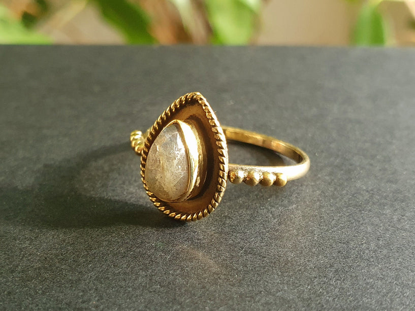 Ethnic style Brass & Labradorite / Boho / Bohemian / Psy / Rustic / Tribal / Gypsy / Festival / Healing / Festival 