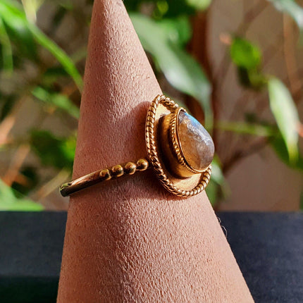Ethnic style Brass & Labradorite / Boho / Bohemian / Psy / Rustic / Tribal / Gypsy / Festival / Healing / Festival 