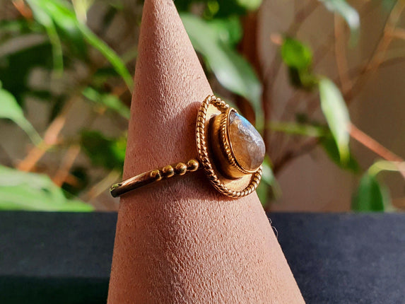 Ethnic style Brass & Labradorite / Boho / Bohemian / Psy / Rustic / Tribal / Gypsy / Festival / Healing / Festival 