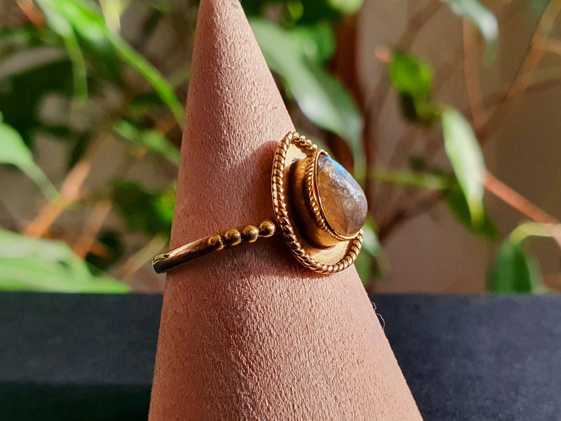 Ethnic style Brass & Labradorite / Boho / Bohemian / Psy / Rustic / Tribal / Gypsy / Festival / Healing / Festival 
