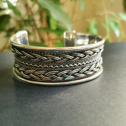 Small Silver Celtic Cuff Bracelet / Tribal / Mens Bracelet / Boho / Ethnic / Rustic / Bohemian / Hippie / Gypsy / Jewellery / Mens jewelery