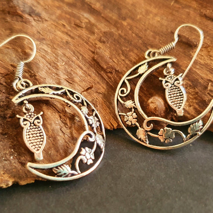 Owl In the Moon Dangle Silver Earrings / Stars / Birds / Drop / Rustic / Animals / Hippie / Gypsy / Nature / Boho / Bohemian / Festival