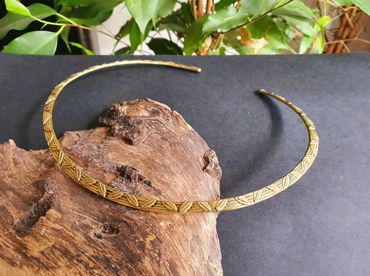 Ethnic Choker Brass Necklace / Rustic / Gypsy / Lightweight / Boho / Tribal / Hippie / Rustic / Vegan / Aztec