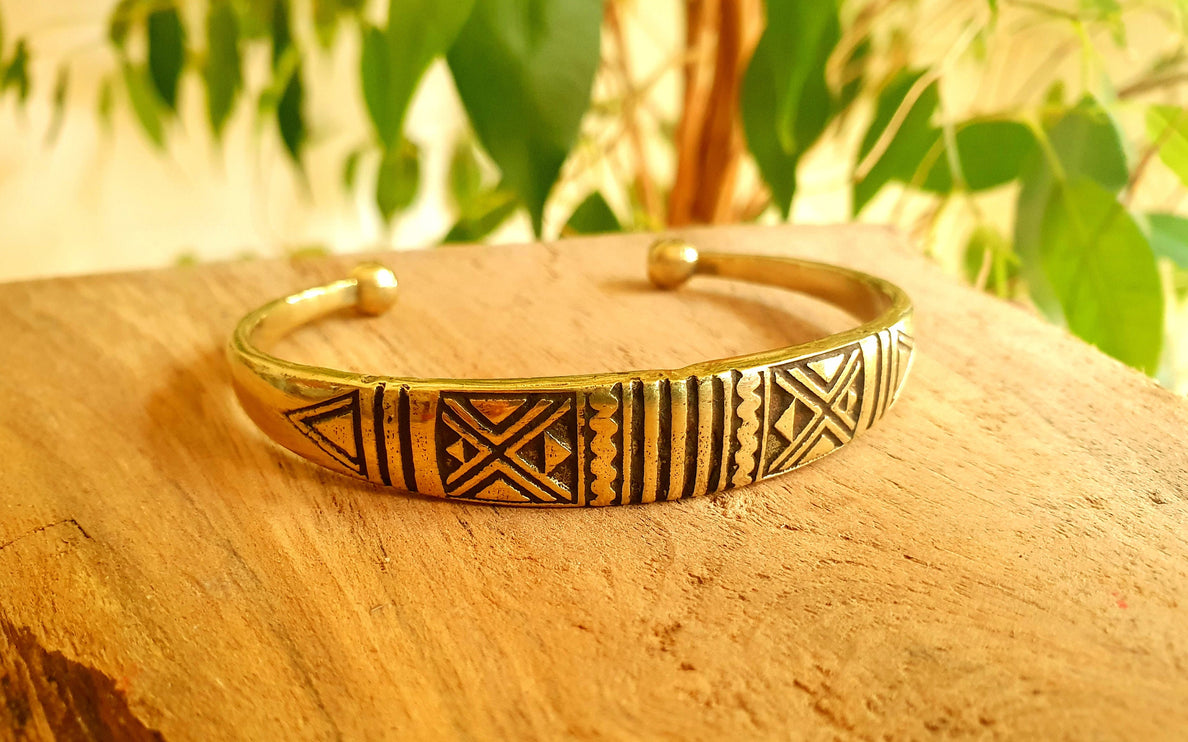 Aztec Brass Bracelet / Tuareg Jewelry / Cuff / Unisex / Boho / Ethnic / Costume / Bohemian / Medieval / Gypsy / Geometric /