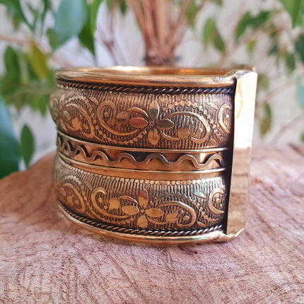 Floral Golden Cuff Bracelet / Tribal / Unisex / Celtic / Boho / Ethnic / Rustic / Bohemian / Gypsy / Cosplay / Costume