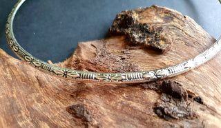 Ethnic Choker Silver Necklace / Rustic / Gypsy / Lightweight / Boho / Tribal / Hippie / Rustic / Vegan / Aztec