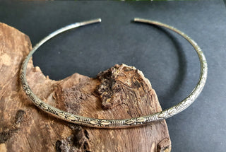 Ethnic Choker Silver Necklace / Rustic / Gypsy / Lightweight / Boho / Tribal / Hippie / Rustic / Vegan / Aztec