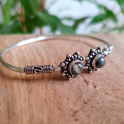 Bali Flower Silver Bracelet / Labradorite / Bangle / Ethnic / Rustic / Bohemian / Hippie / Gypsy / Psy / Adjustable