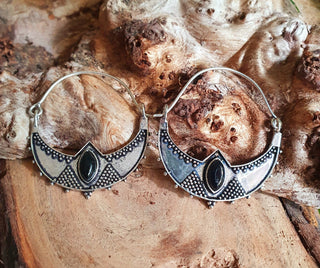 Black Onyx & Silver Ethnic Earrings / Boho / Yoga / Rustic / Gypsy / Tribal / Bohemian / Festival / Coachella / Chic