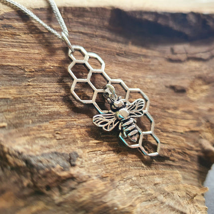 Bumble Bee & Honeycomb Necklace / Minimalist / Contemporary / Boho / Modern / Chic / Pretty / Chain / Nature