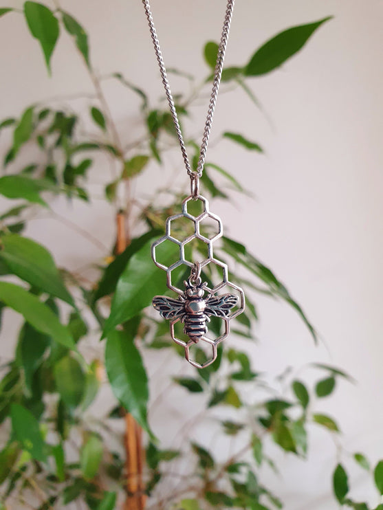 Bumble Bee & Honeycomb Necklace / Minimalist / Contemporary / Boho / Modern / Chic / Pretty / Chain / Nature