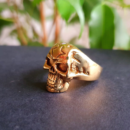 Gold Skull Ring / Mens Ring / Large size / Goth / Punk / Steampunk / Halloween / Mens jewelery / mens gift