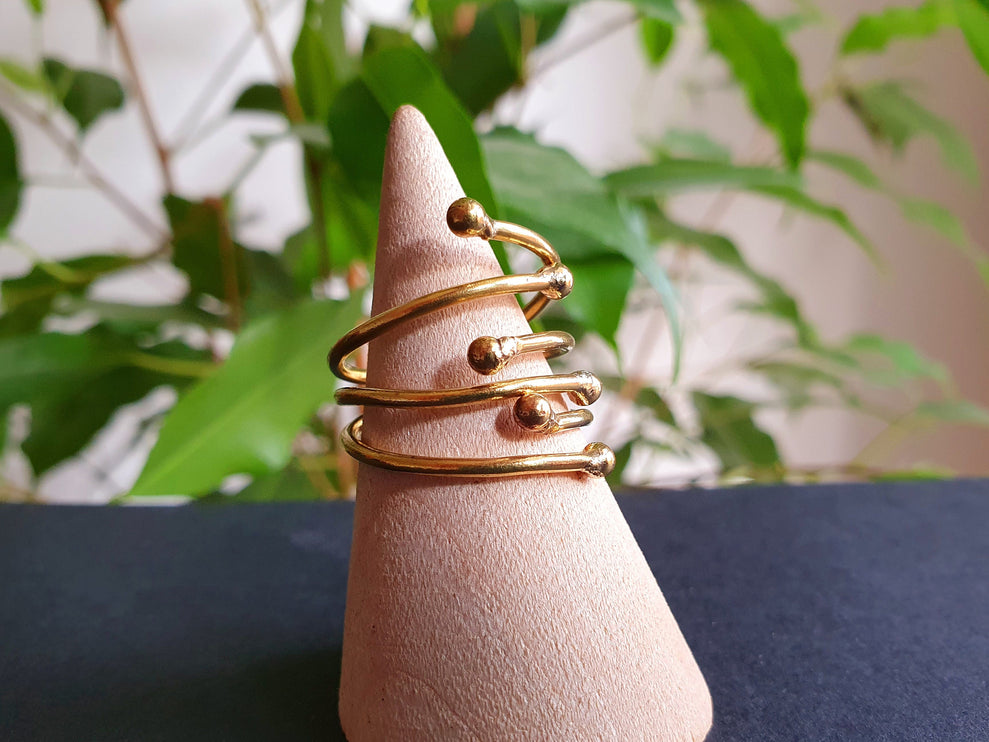 Minimaliste Brass Ring / Modern / Contemporary / Boho / Adjustable / Bohemian / Psy / Rustic / Tribal / Gypsy / Festival / Healing /