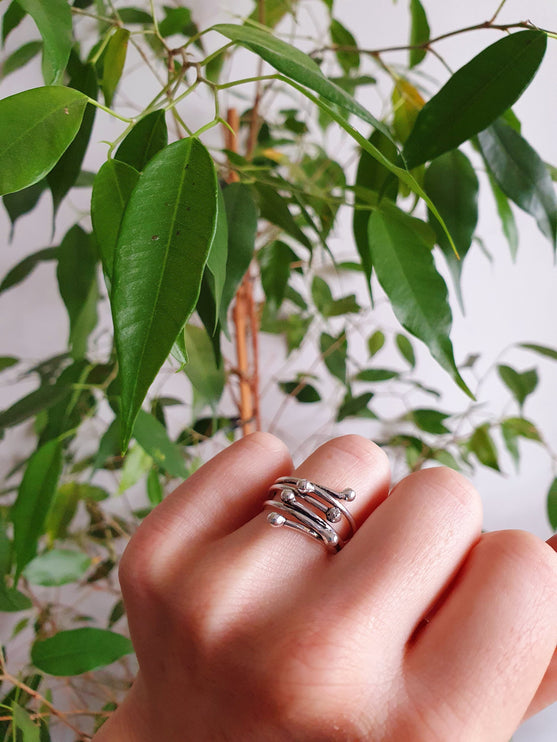 Minimaliste Silver Ring / Modern / Contemporary / Boho / Adjustable / Bohemian / Psy / Rustic / Tribal / Gypsy / Festival / Healing /