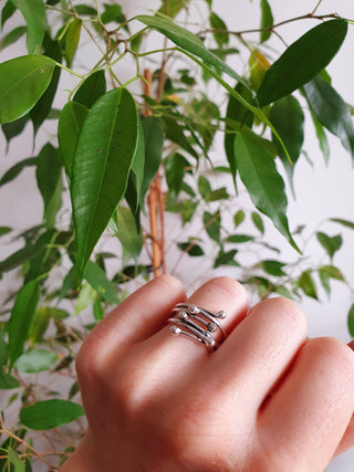 Minimaliste Silver Ring / Modern / Contemporary / Boho / Adjustable / Bohemian / Psy / Rustic / Tribal / Gypsy / Festival / Healing /