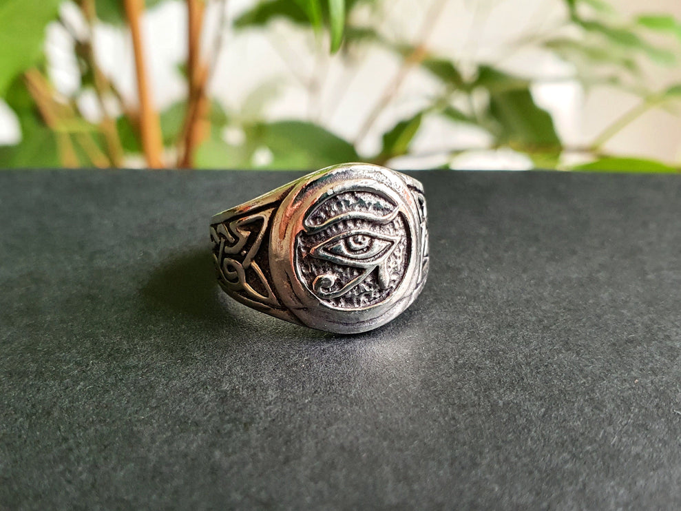 Eye of Horus Silver Ring / Ancient Egypt / Ra / Hieroglyphics / Ethnic / rustic, yoga, hippie, gypsy, pretty, psy, boho, bohemian, festival