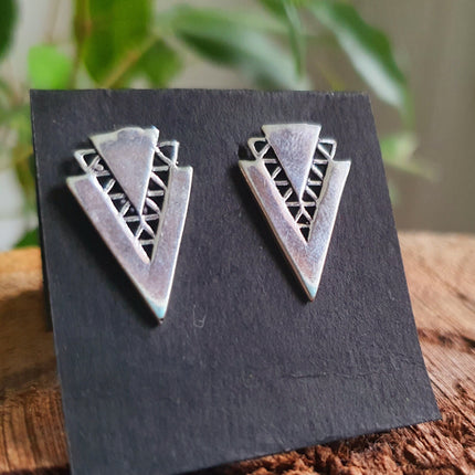 Contemporary Silver Minimalist Triangle Stud Earrings / Geometric Chic Ethnic Boho Bohemian Chic Gypsy Spiral Hippie Festival