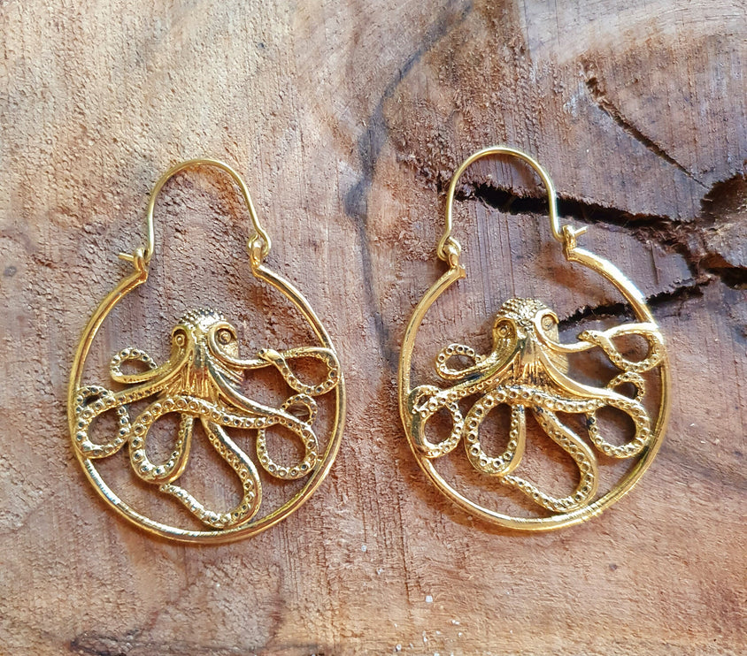 Golden Octopus Earrings / Pirate / Ocean / Nautical / Sailor / Marine / Sea / Sealife / Fish / Animals / Nature