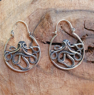 Silver Octopus Earrings / Pirate / Ocean / Tentacle Nautical / Sailor / Marine / Sea / Sealife / Fish / Animals / Nature