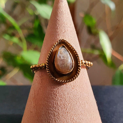 Ethnic style Brass & Labradorite / Boho / Bohemian / Psy / Rustic / Tribal / Gypsy / Festival / Healing / Festival 